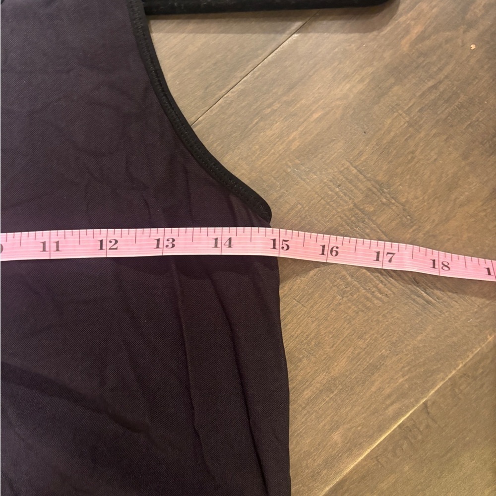 Lululemon Ready Set Go Tank Black - Picture 9 of 9